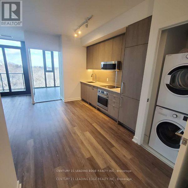 705 - 250 Lawrence Avenue W, Toronto, Ontario  M5M 1B1 - Photo 3 - C12347495
