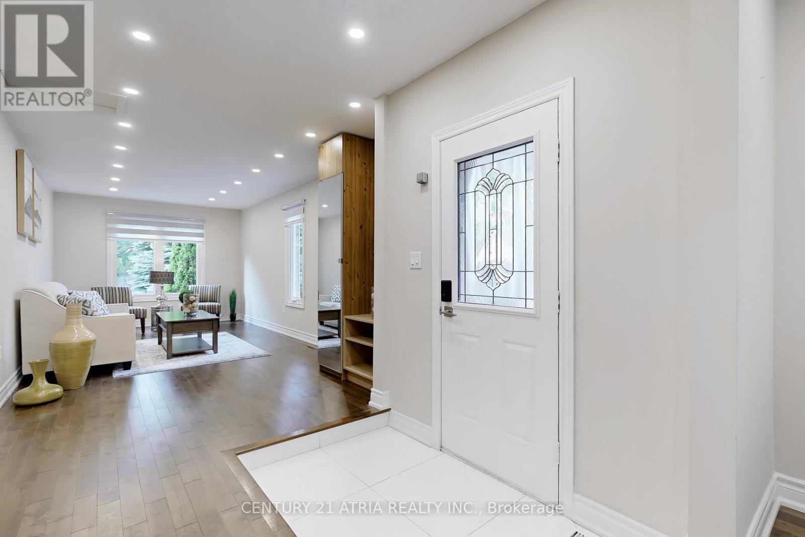 60 Steepleview Crescent, Richmond Hill, Ontario  L4C 9R3 - Photo 24 - N12376361