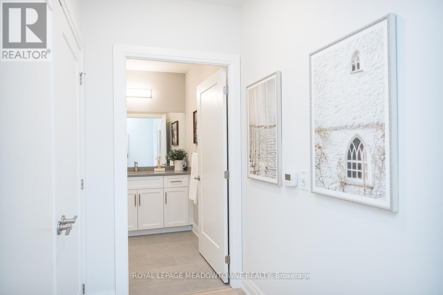 1301 - 71 Wyndham Street S, Guelph, Ontario  N1E 5R3 - Photo 12 - X12377539