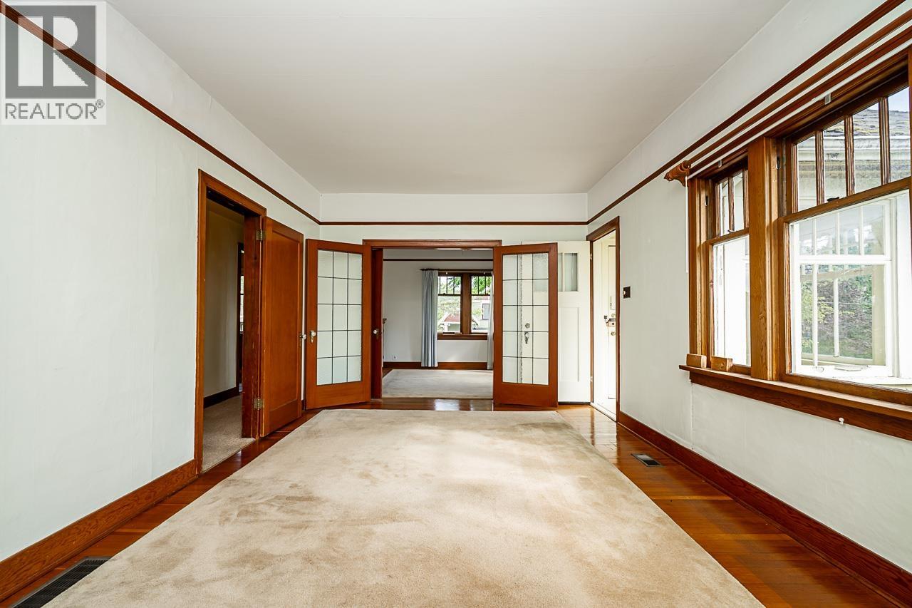 7386 Humphries Avenue, Burnaby, British Columbia  V3N 3E5 - Photo 10 - R3042900