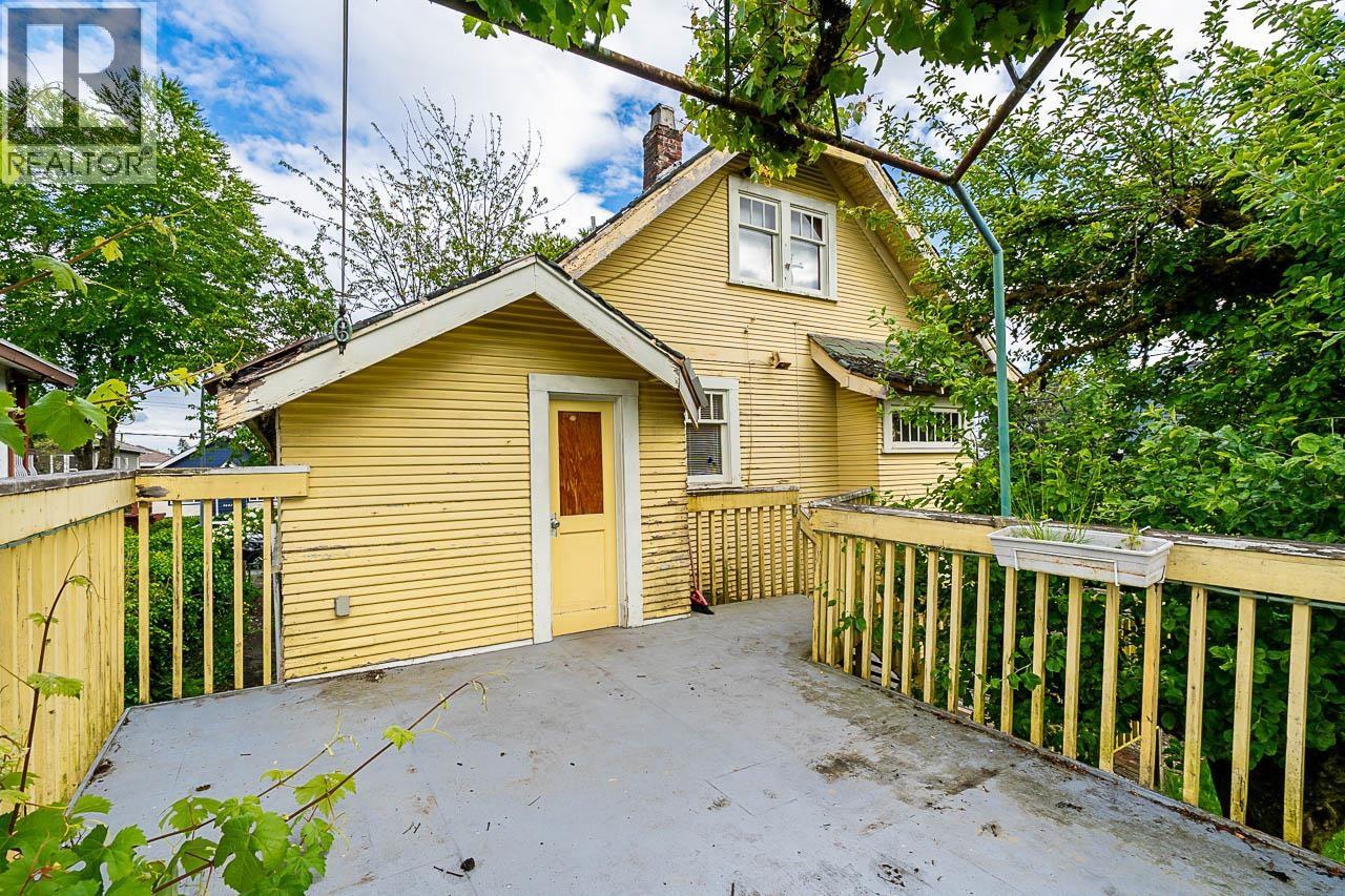 7386 Humphries Avenue, Burnaby, British Columbia  V3N 3E5 - Photo 35 - R3042900