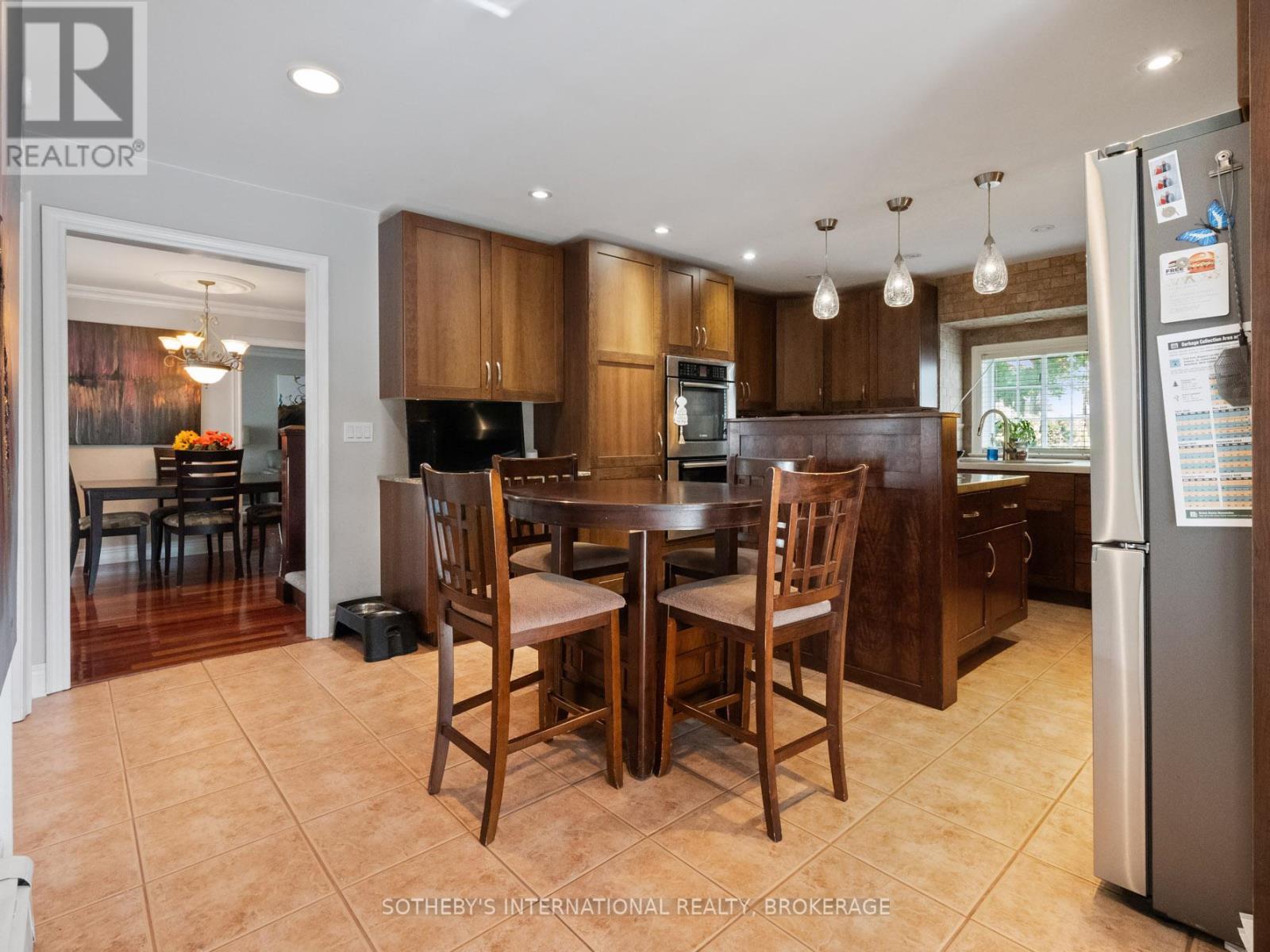 3920 Main Street, Niagara Falls, Ontario  L2G 6B6 - Photo 10 - X12377940