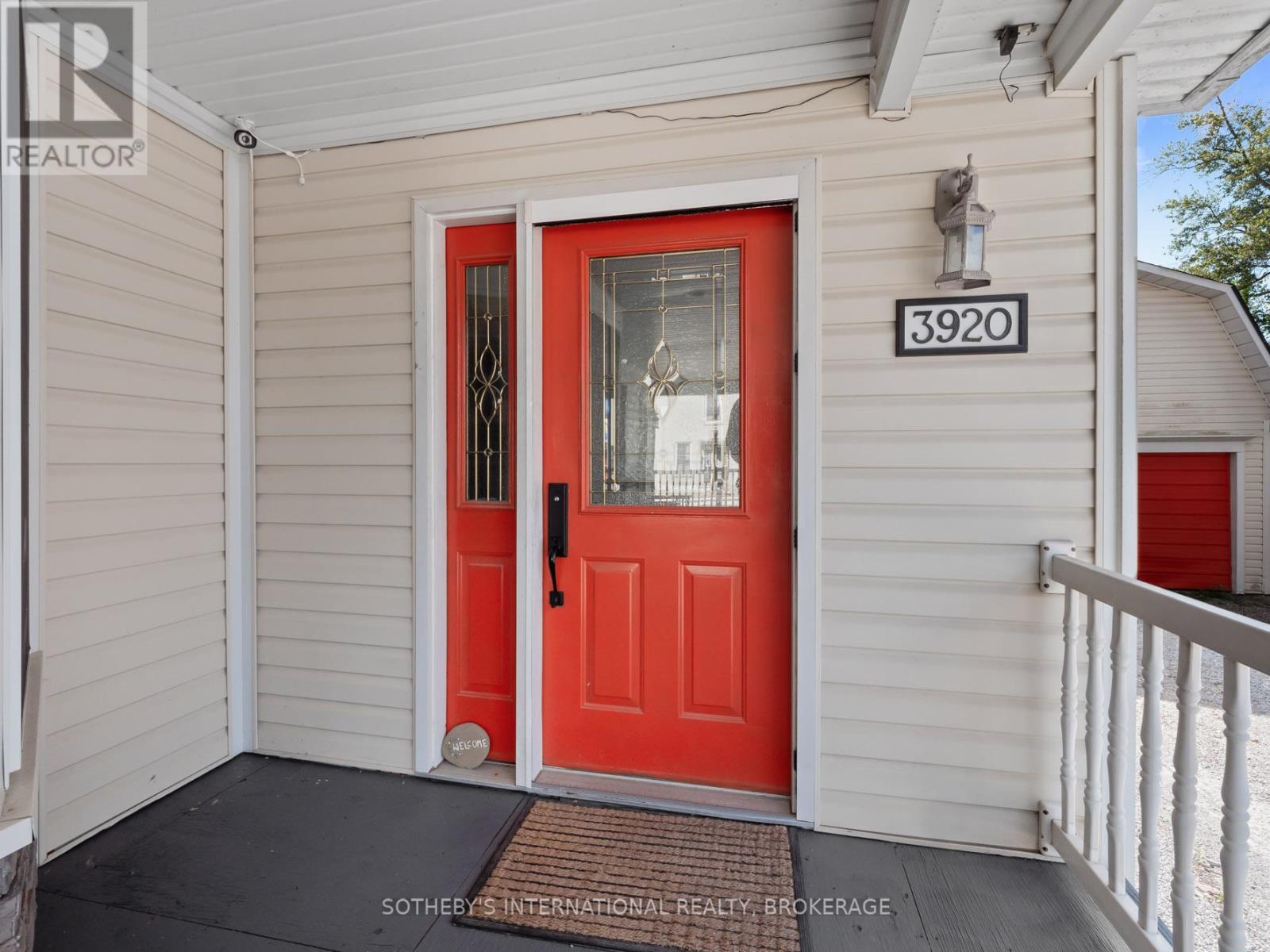 3920 Main Street, Niagara Falls, Ontario  L2G 6B6 - Photo 4 - X12377940