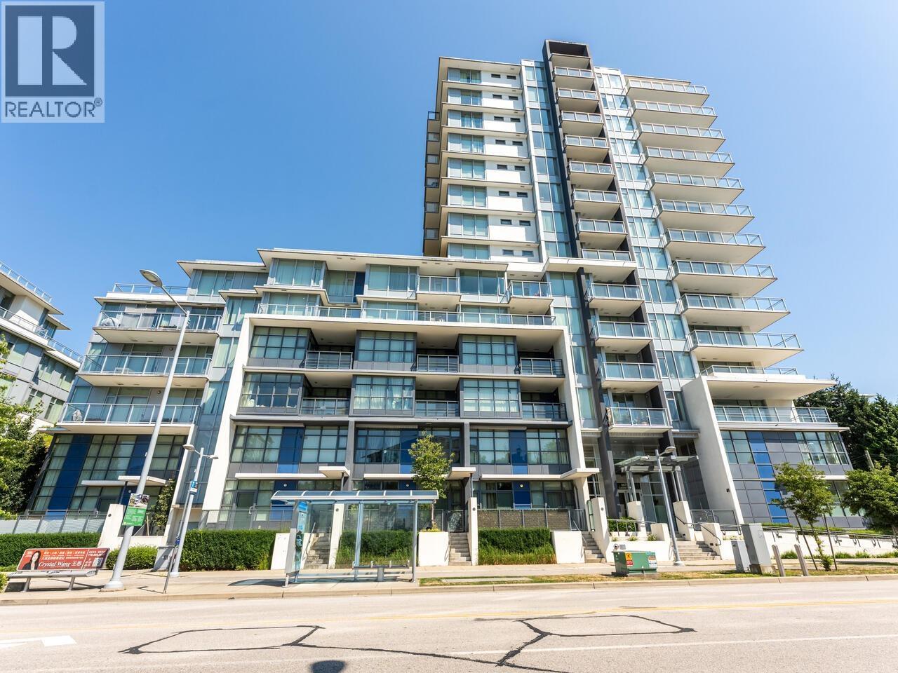 802 8677 CAPSTAN WAY, Richmond, British Columbia