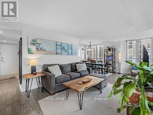 1719 - 15 Northtown Way, Toronto, Ontario  M2N 7A2 - Photo 9 - C12377690
