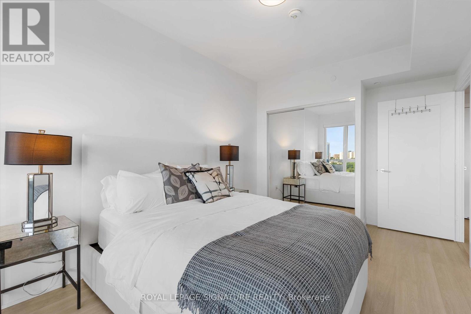 808 - 30 Inn On The Park, Toronto, Ontario  M3C 0P7 - Photo 14 - C12377815