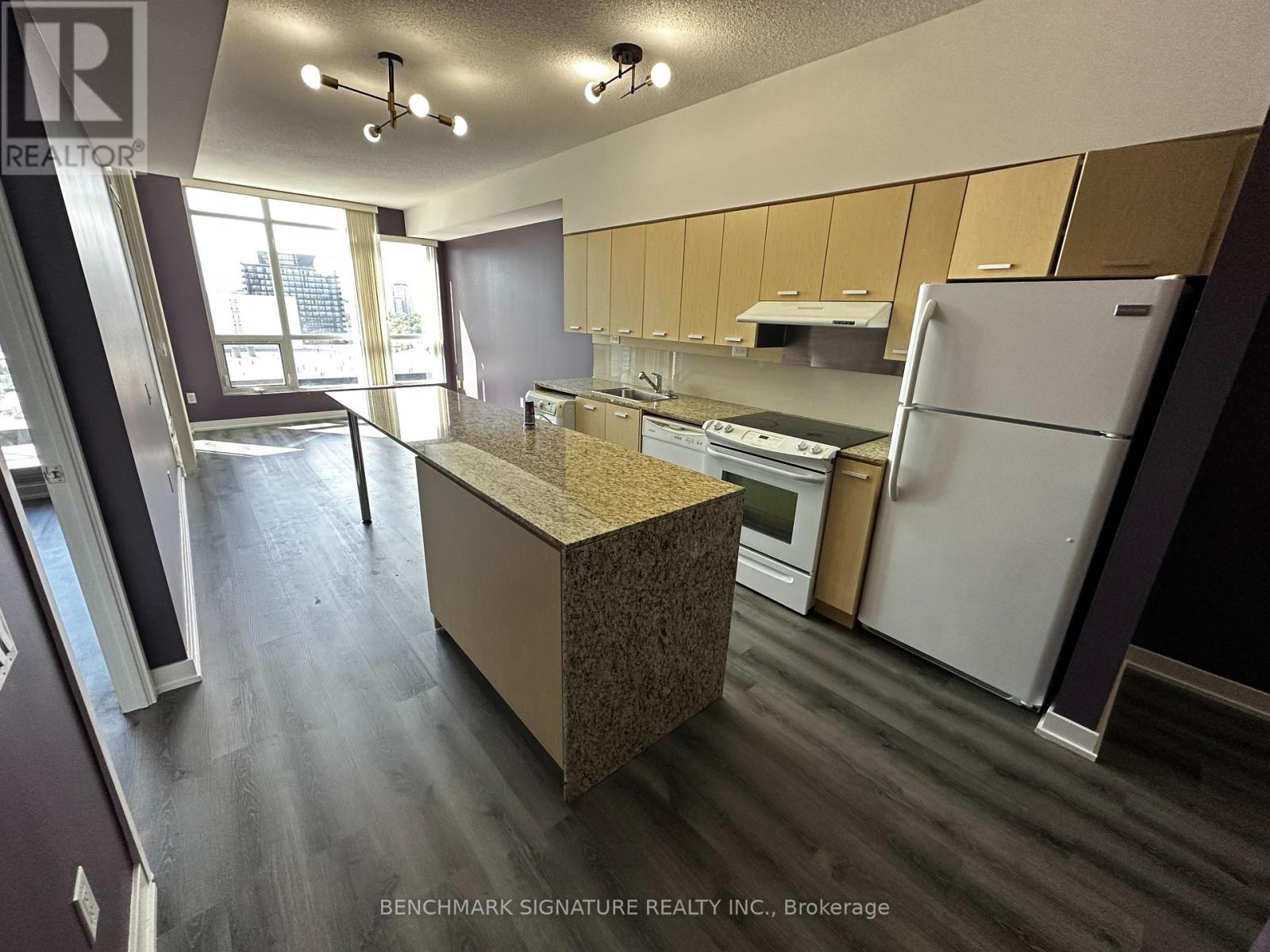 2203 - 29 Singer Court, Toronto, Ontario  M2K 0B3 - Photo 1 - C12377851