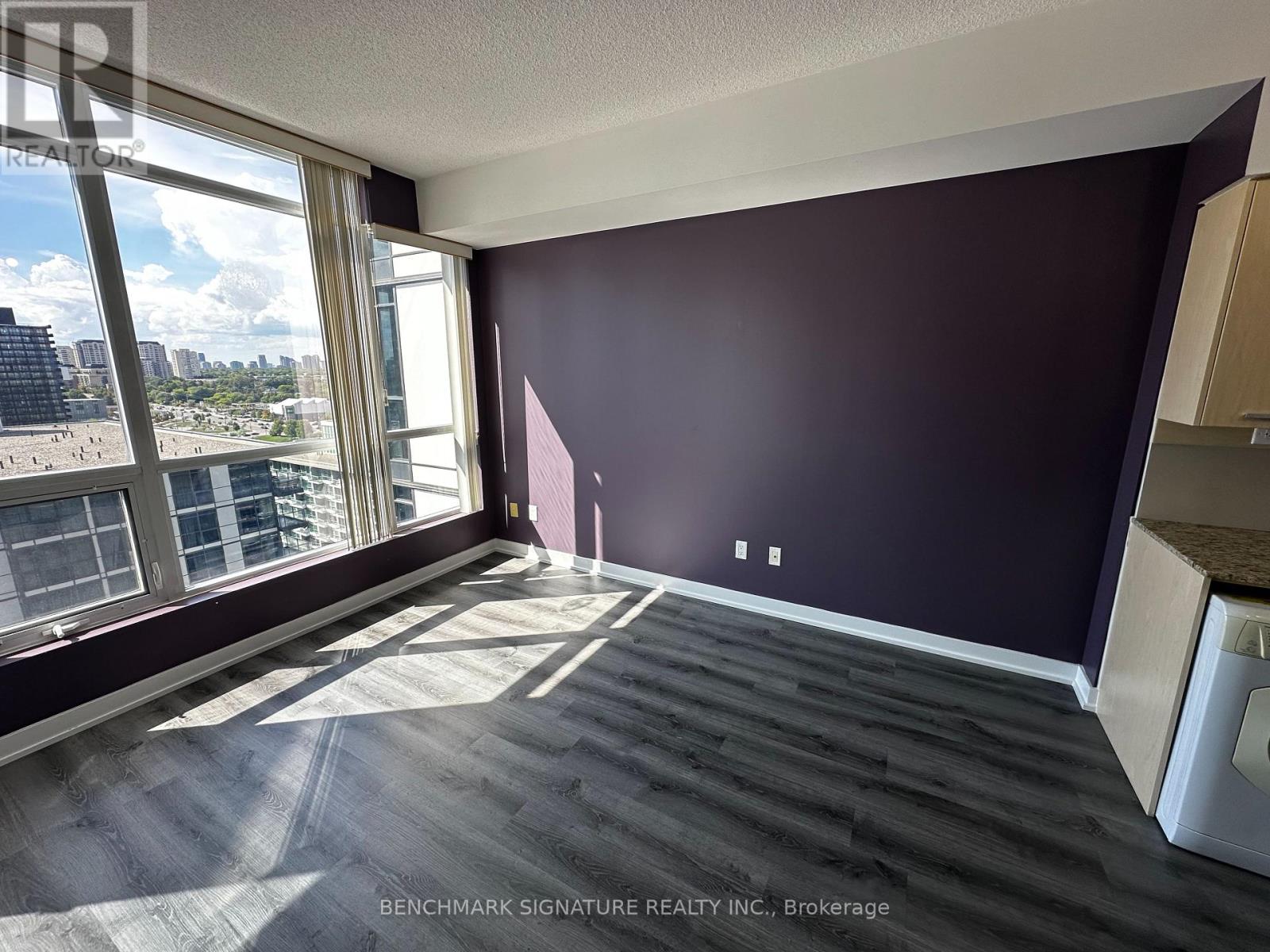 2203 - 29 Singer Court, Toronto, Ontario  M2K 0B3 - Photo 2 - C12377851