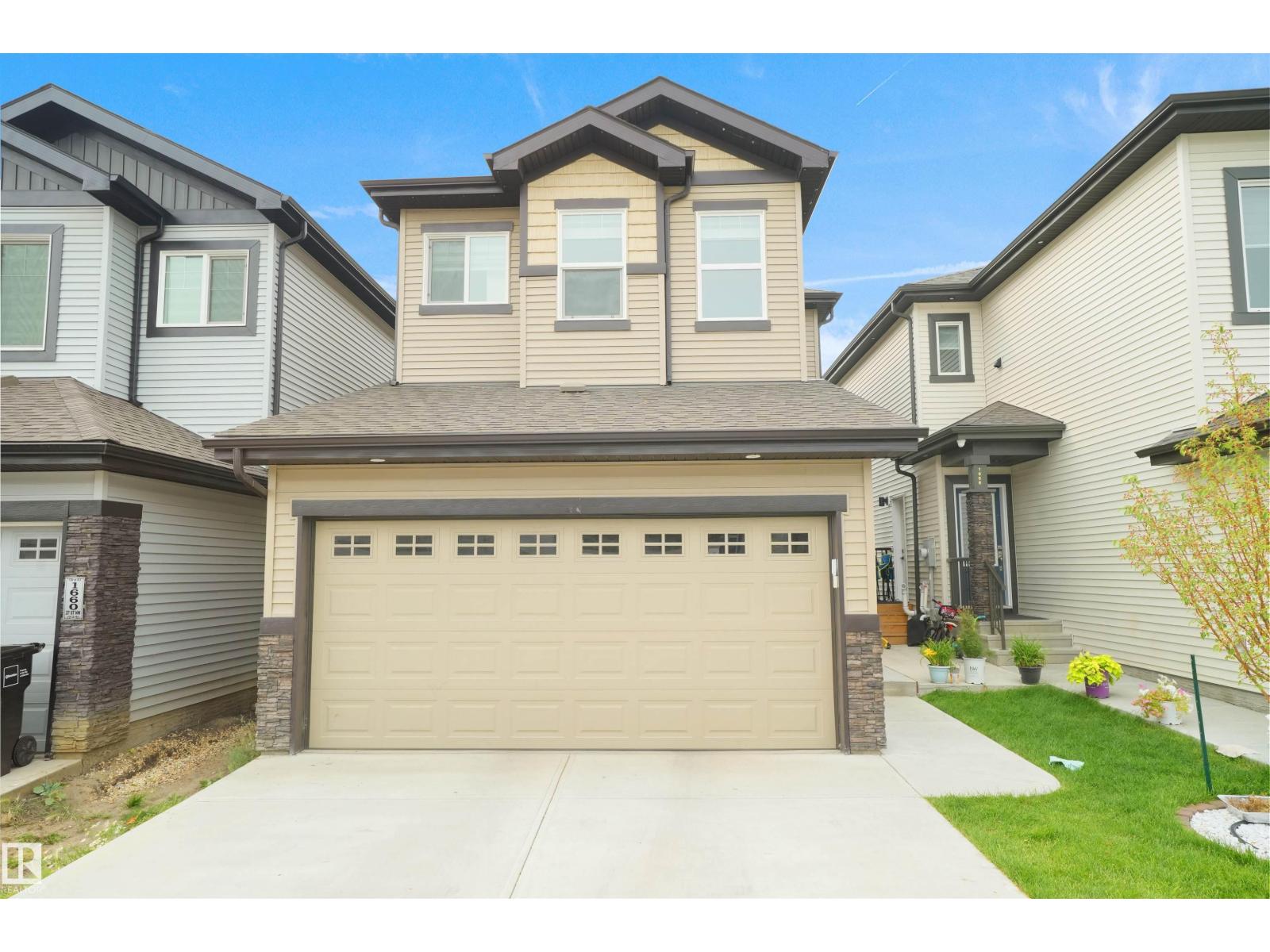 1664 27 ST NW, Edmonton, Alberta