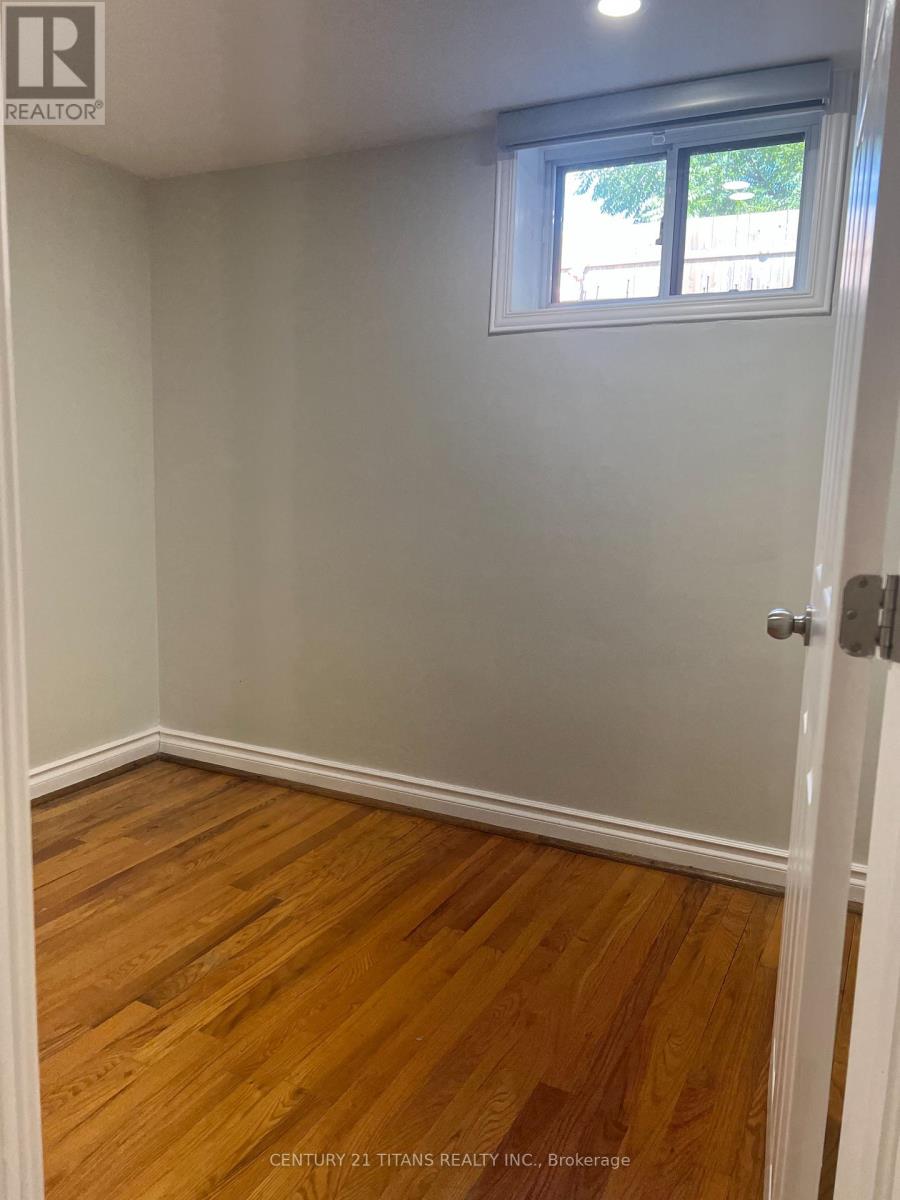 54 Newlands Avenue, Toronto, Ontario  M1L 1R9 - Photo 23 - E12377702
