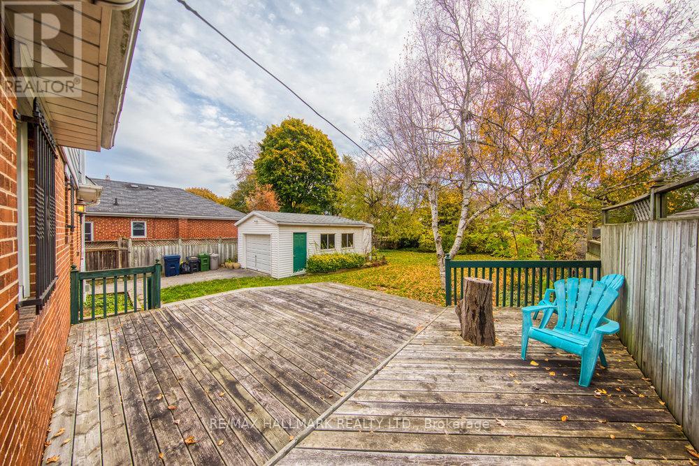 31 Glen Muir Drive, Toronto, Ontario  M1M 2C6 - Photo 30 - E12377781