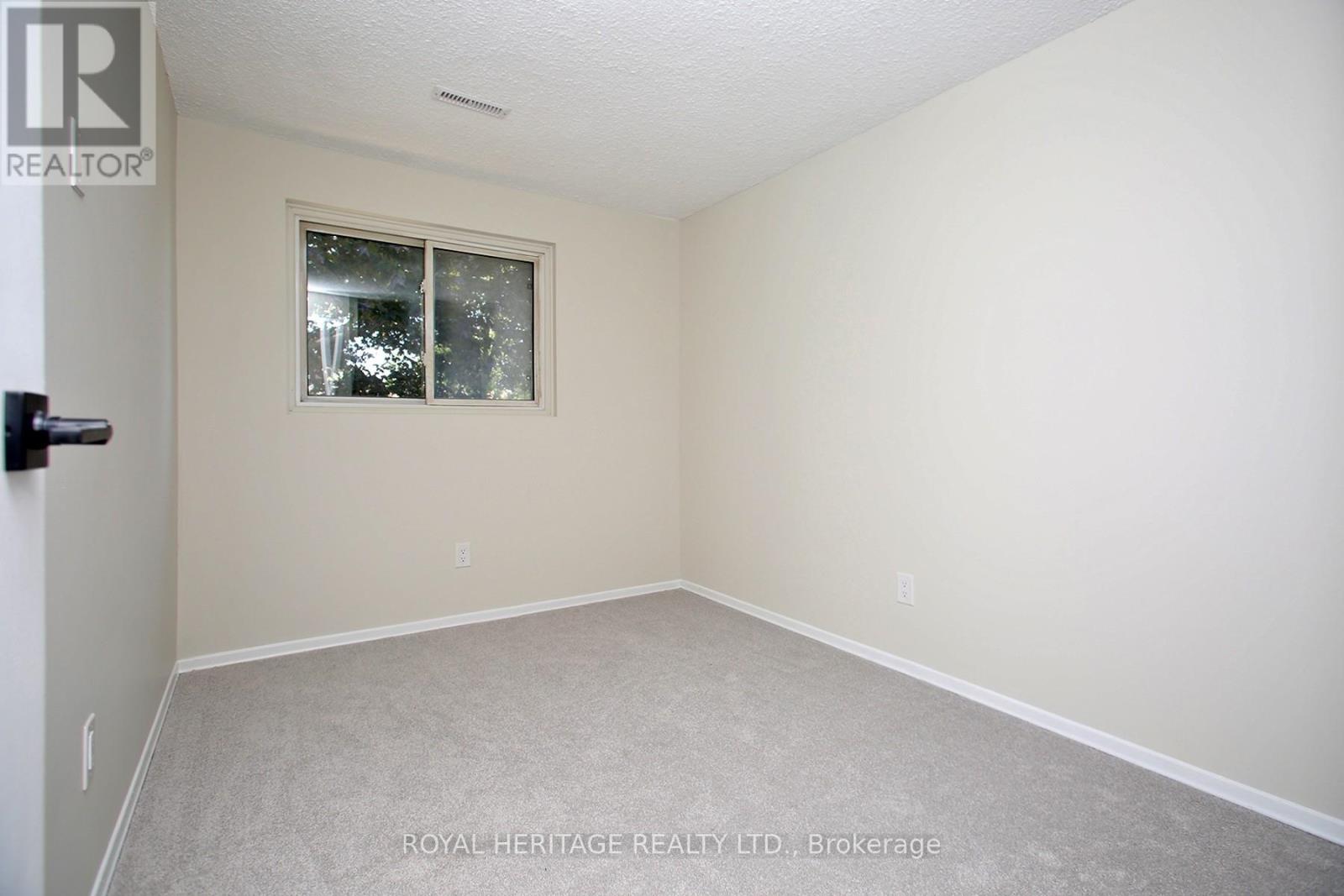 27 Parker Crescent, Ajax, Ontario  L1S 3R4 - Photo 18 - E12377820