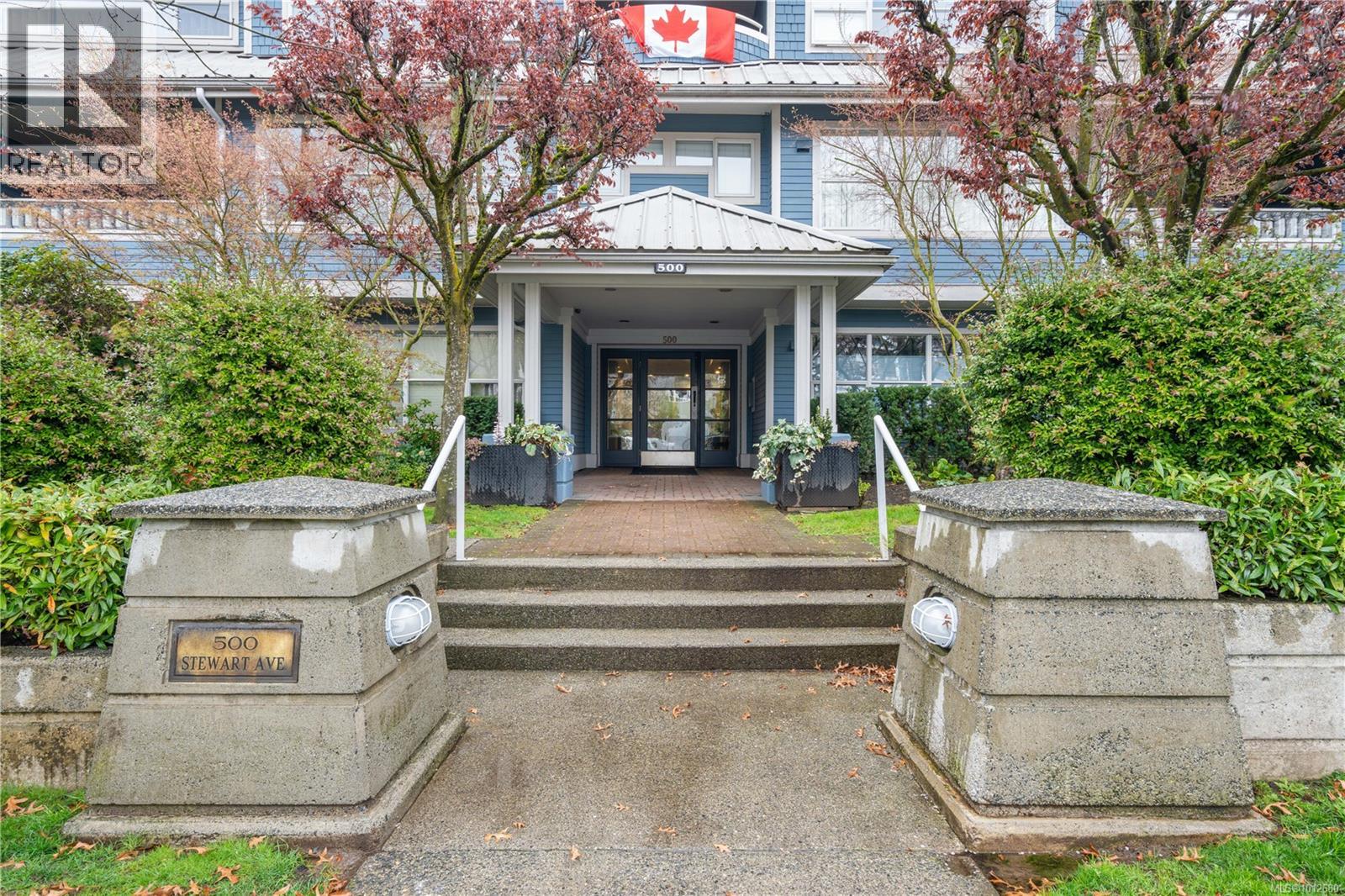 502 500 Stewart Ave, Nanaimo, British Columbia