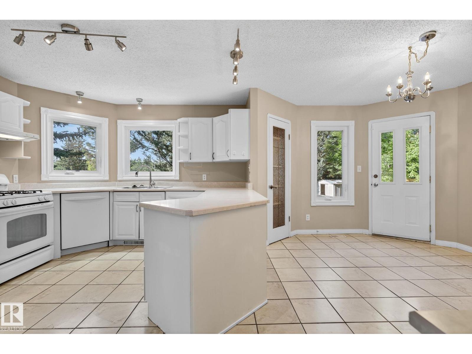 520 Wolf Willow Rd Nw, Edmonton, Alberta  T5T 1E4 - Photo 13 - E4455827