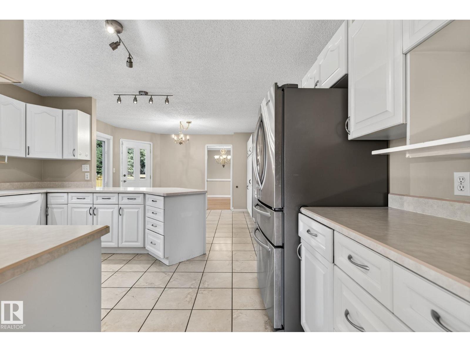 520 Wolf Willow Rd Nw, Edmonton, Alberta  T5T 1E4 - Photo 15 - E4455827
