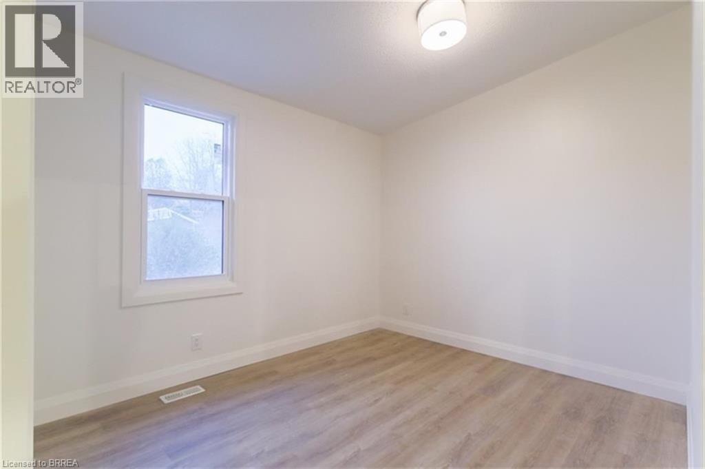 19-A Creeden Street, Paris, Ontario  N3L 2B8 - Photo 12 - 40765526