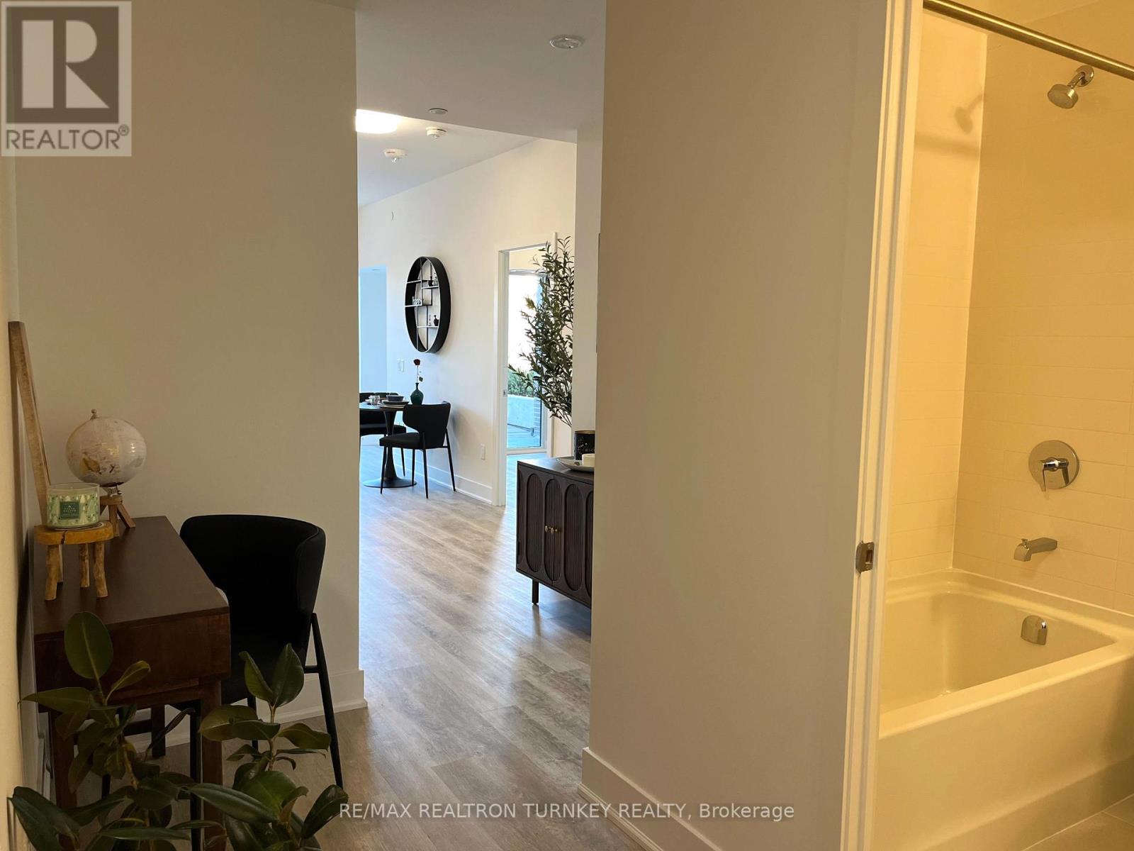 018 - 185 Deerfield Road, Newmarket, Ontario  L3Y 0G7 - Photo 10 - N12377822