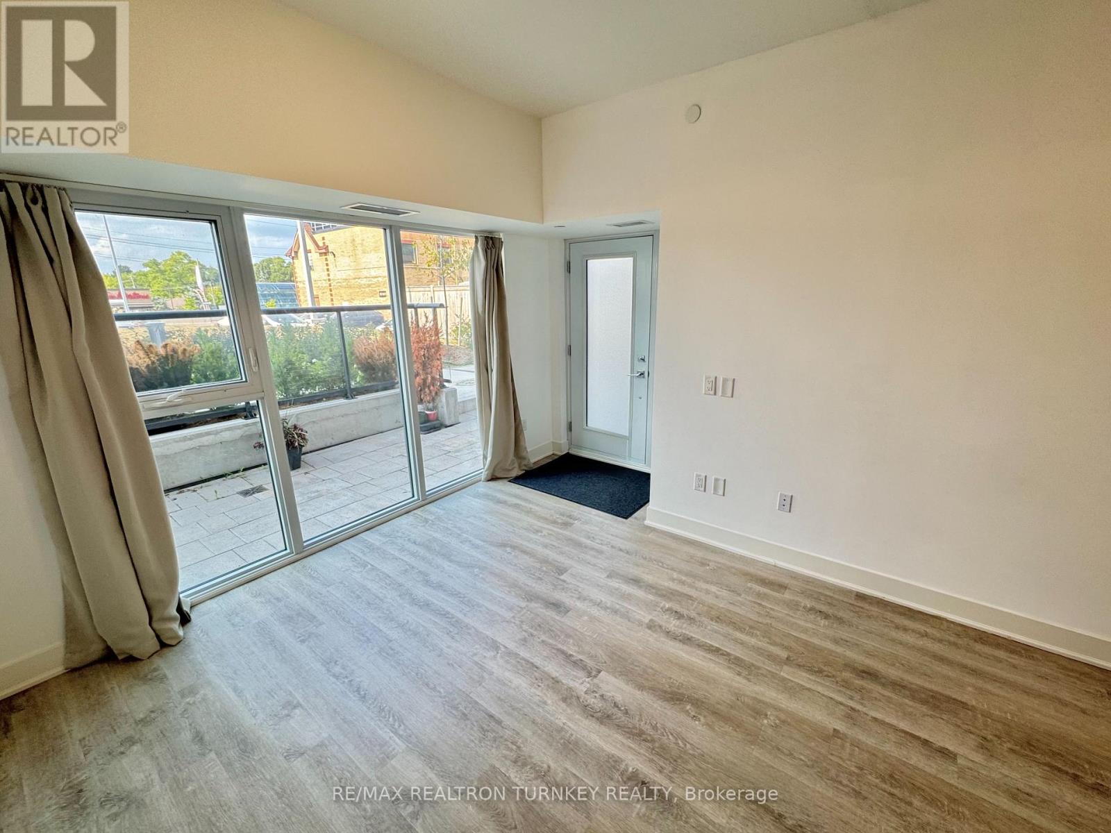 018 - 185 Deerfield Road, Newmarket, Ontario  L3Y 0G7 - Photo 25 - N12377822