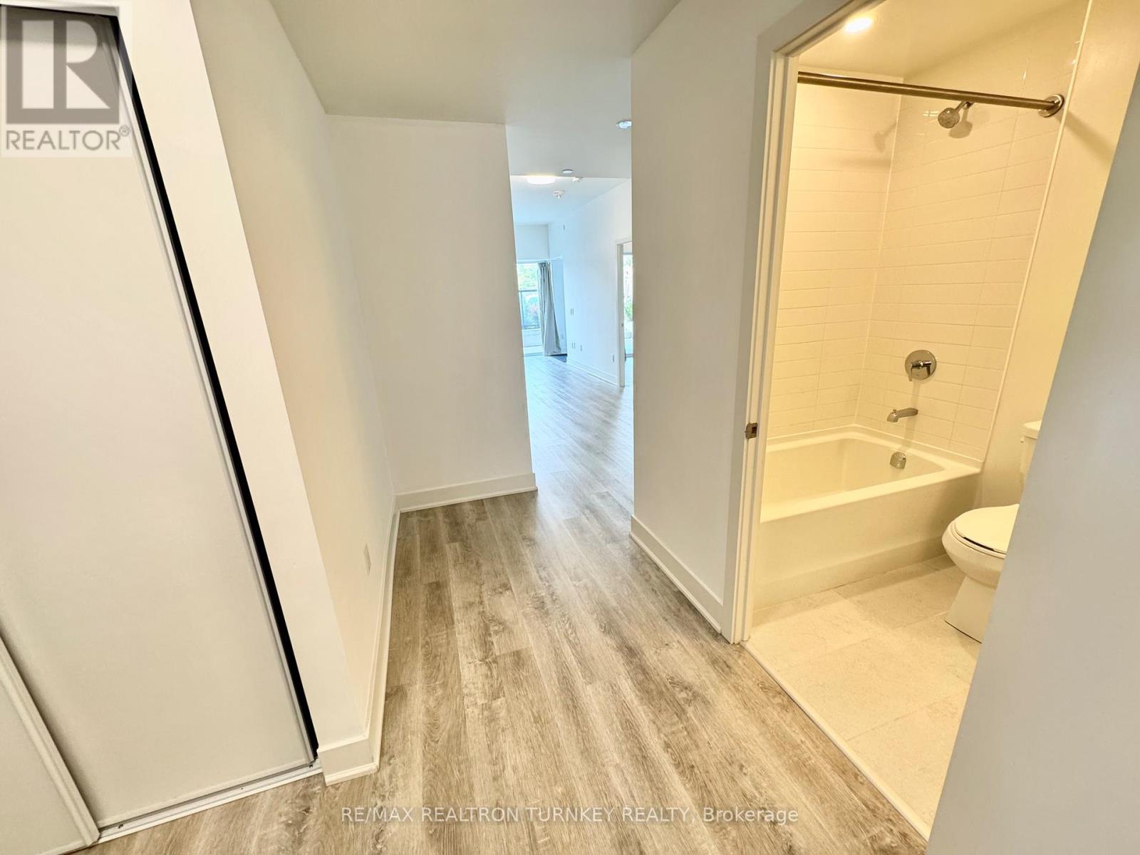 018 - 185 Deerfield Road, Newmarket, Ontario  L3Y 0G7 - Photo 27 - N12377822