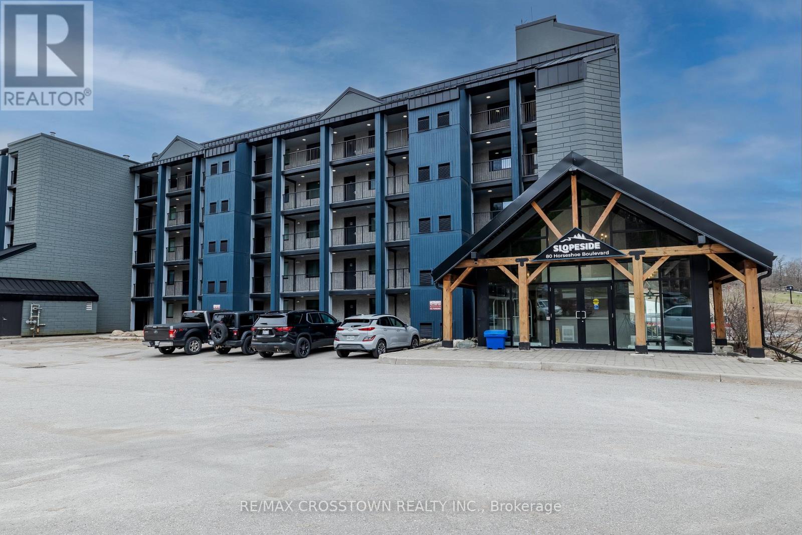 302 - 80 Horseshoe Boulevard, Oro-Medonte (Horseshoe Valley), Ontario  L4M 4Y8 - Photo 2 - S12377696