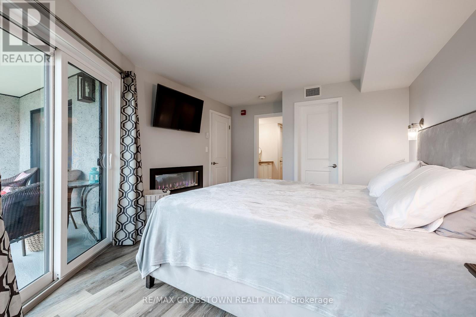 302 - 80 Horseshoe Boulevard, Oro-Medonte (Horseshoe Valley), Ontario  L4M 4Y8 - Photo 21 - S12377696