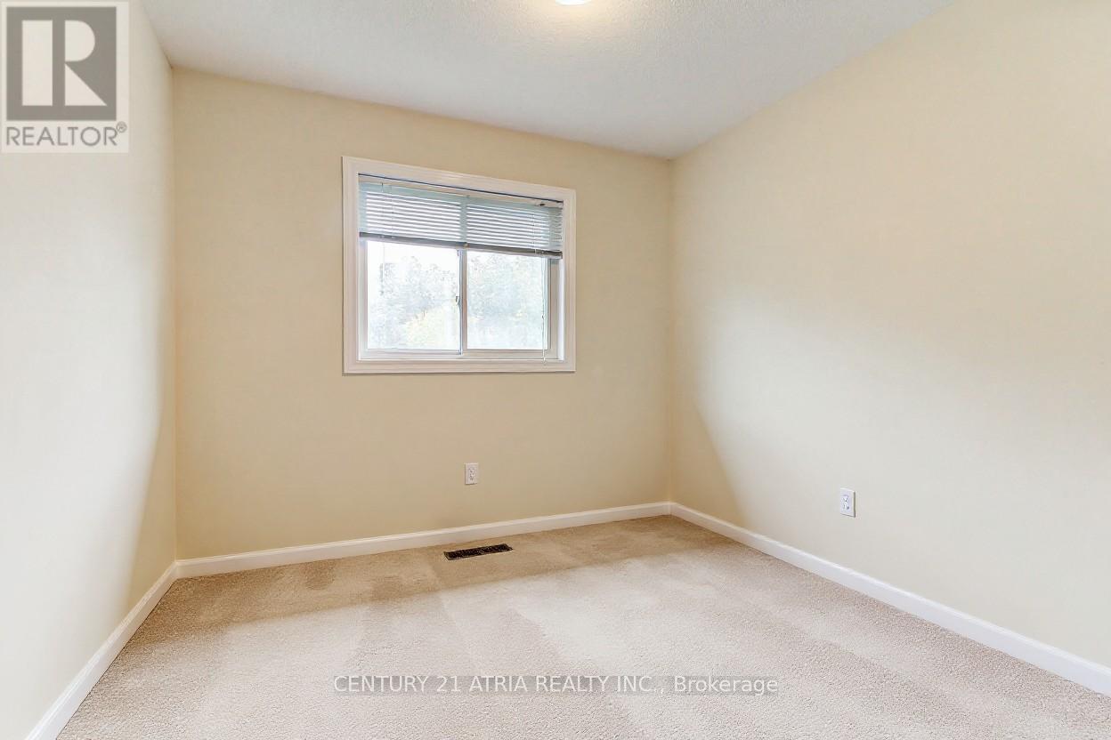 Upper - 194 Livingstone Street E, Barrie, Ontario  L4M 6M4 - Photo 8 - S12377728