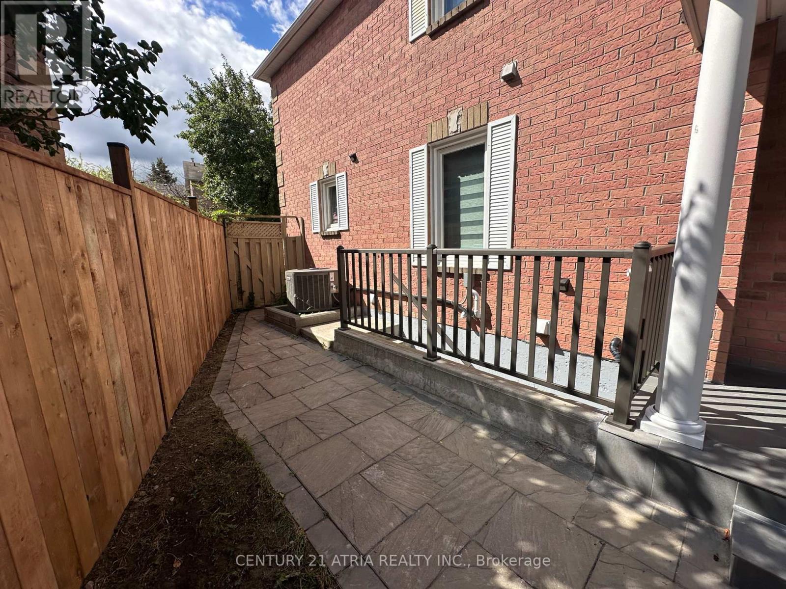 60 Steepleview Crescent, Richmond Hill, Ontario  L4C 9R3 - Photo 45 - N12376361