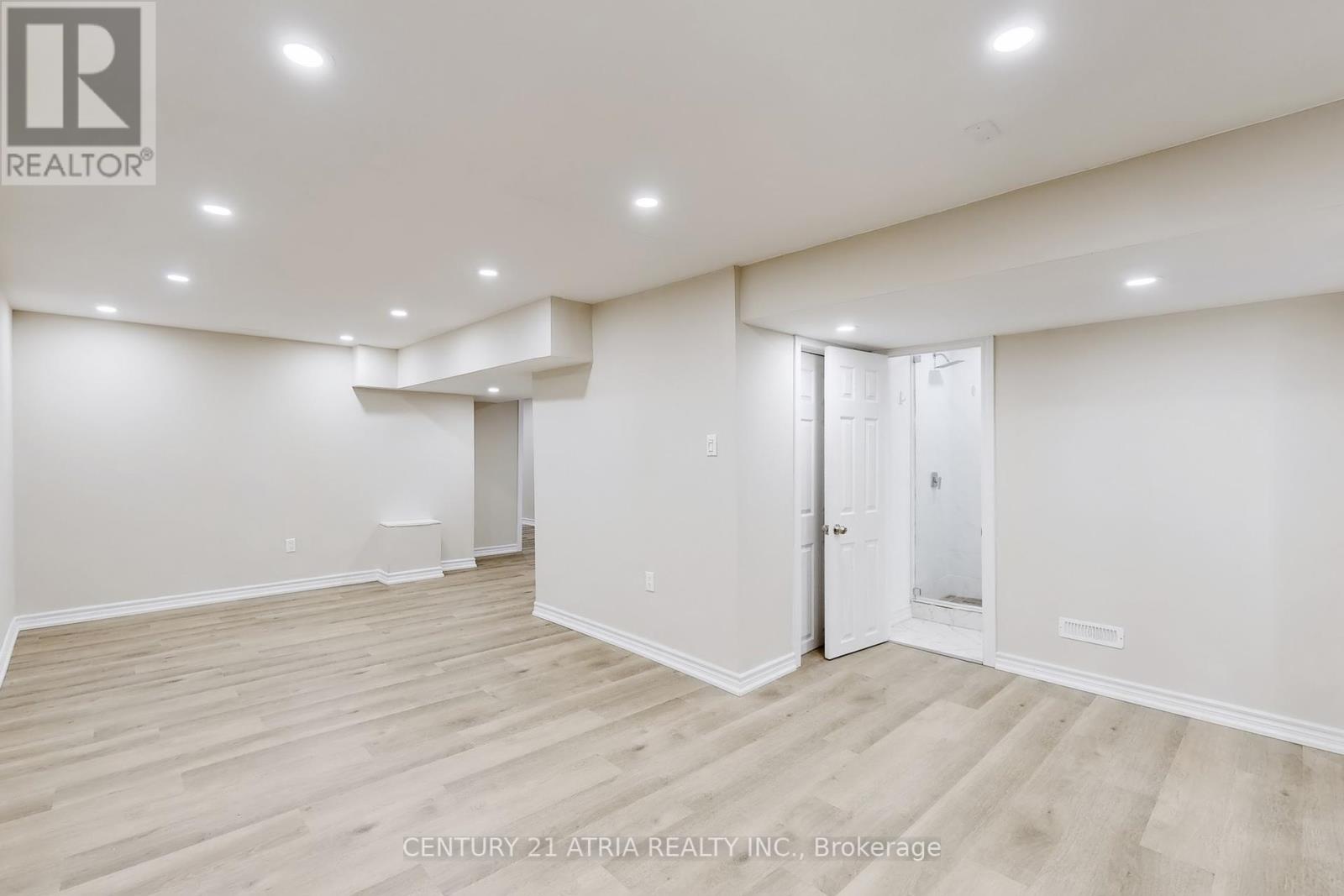 60 Steepleview Crescent, Richmond Hill, Ontario  L4C 9R3 - Photo 40 - N12376361