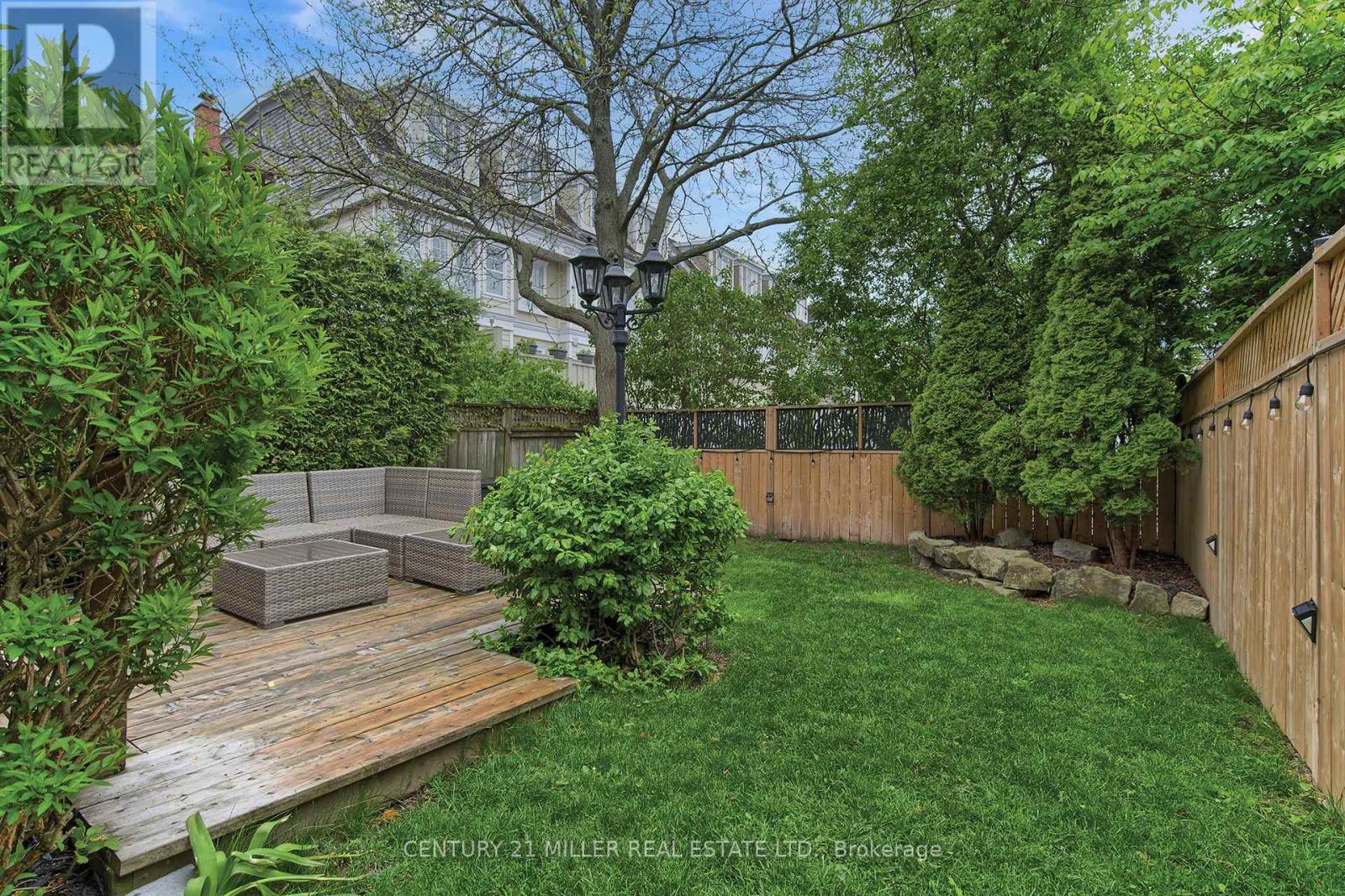 30 Nelson Street, Oakville (Br Bronte), Ontario  L6L 3H6 - Photo 26 - W12377688