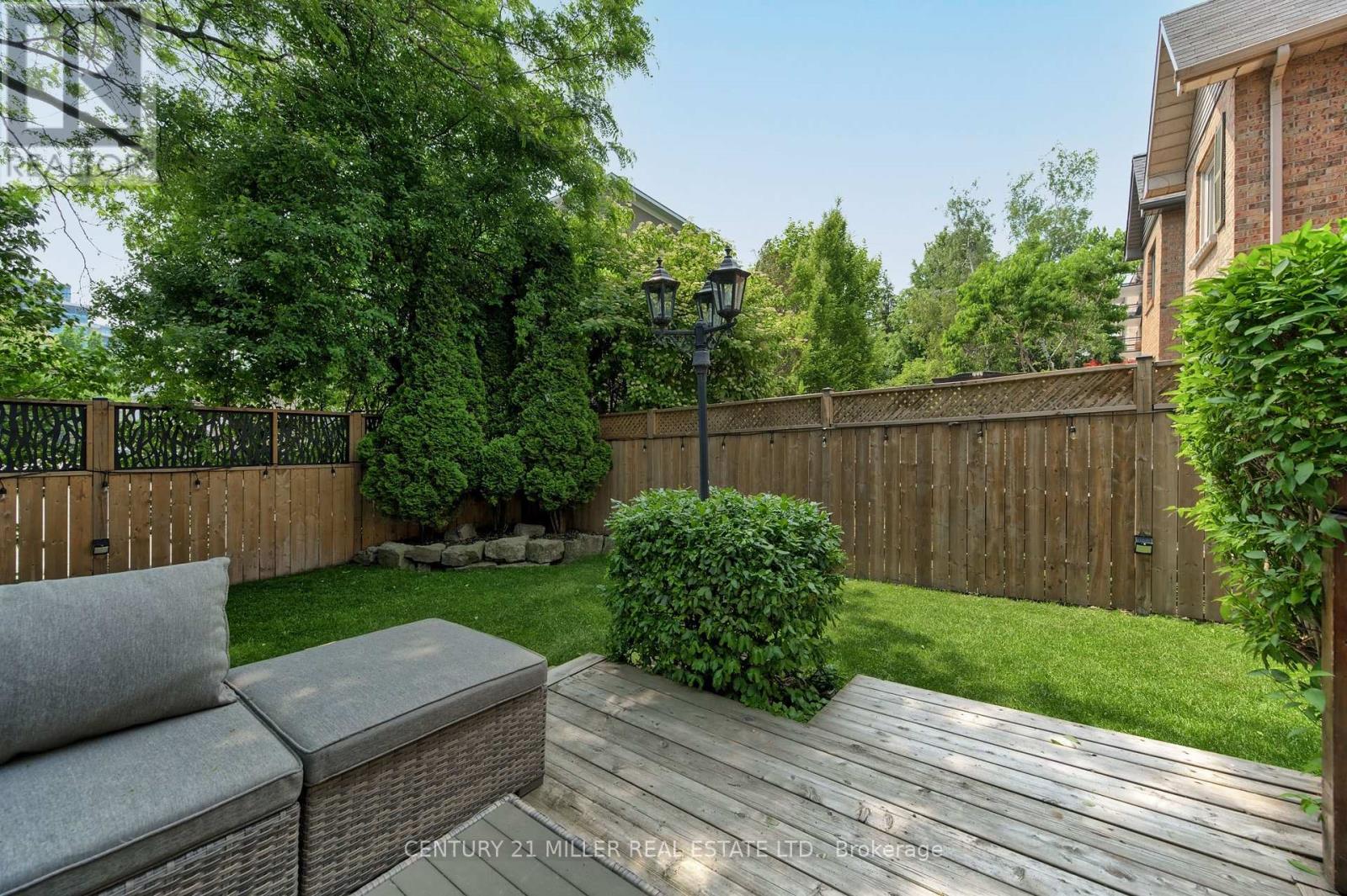 30 Nelson Street, Oakville (Br Bronte), Ontario  L6L 3H6 - Photo 27 - W12377688