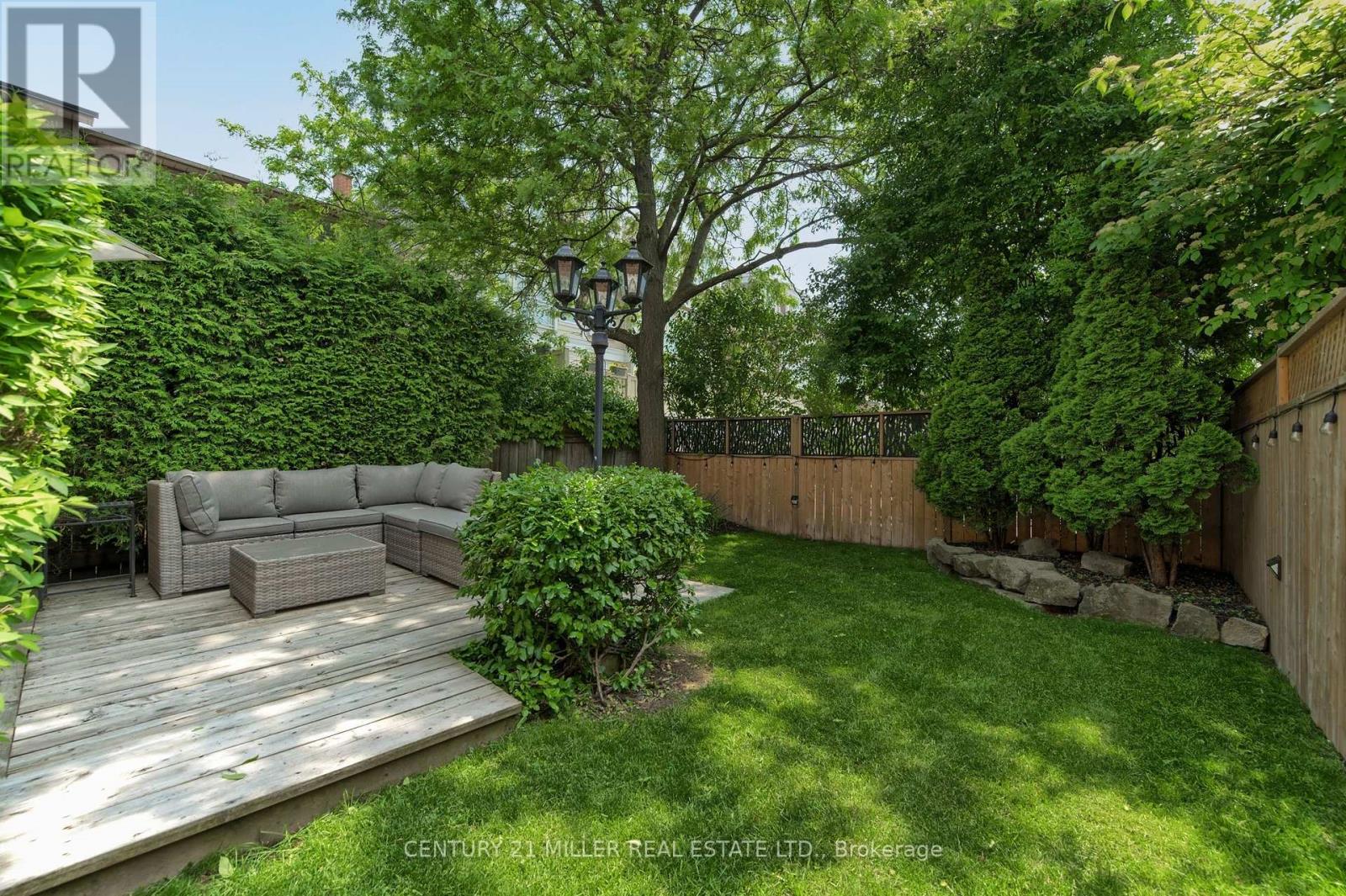 30 Nelson Street, Oakville (Br Bronte), Ontario  L6L 3H6 - Photo 28 - W12377688