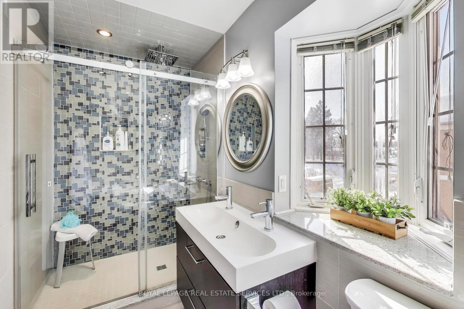 10 - 210 Manitoba Street, Toronto (Mimico), Ontario  M8Y 4G7 - Photo 22 - W12377700