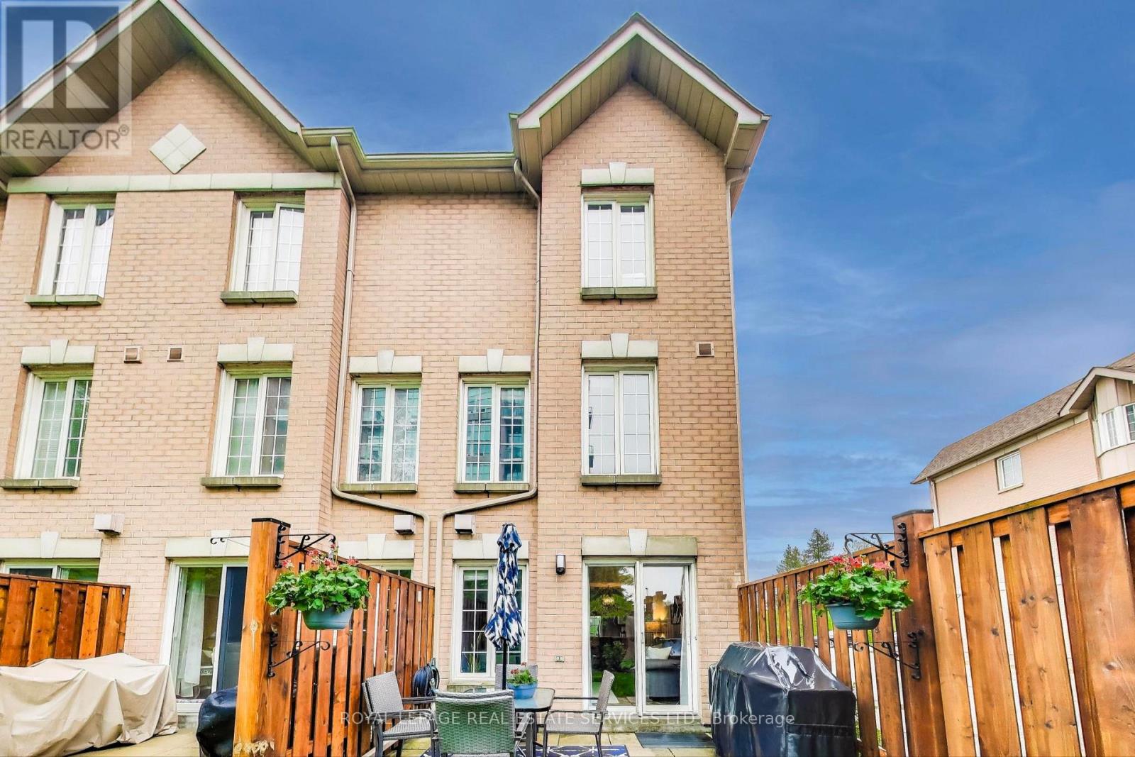 10 - 210 Manitoba Street, Toronto (Mimico), Ontario  M8Y 4G7 - Photo 28 - W12377700