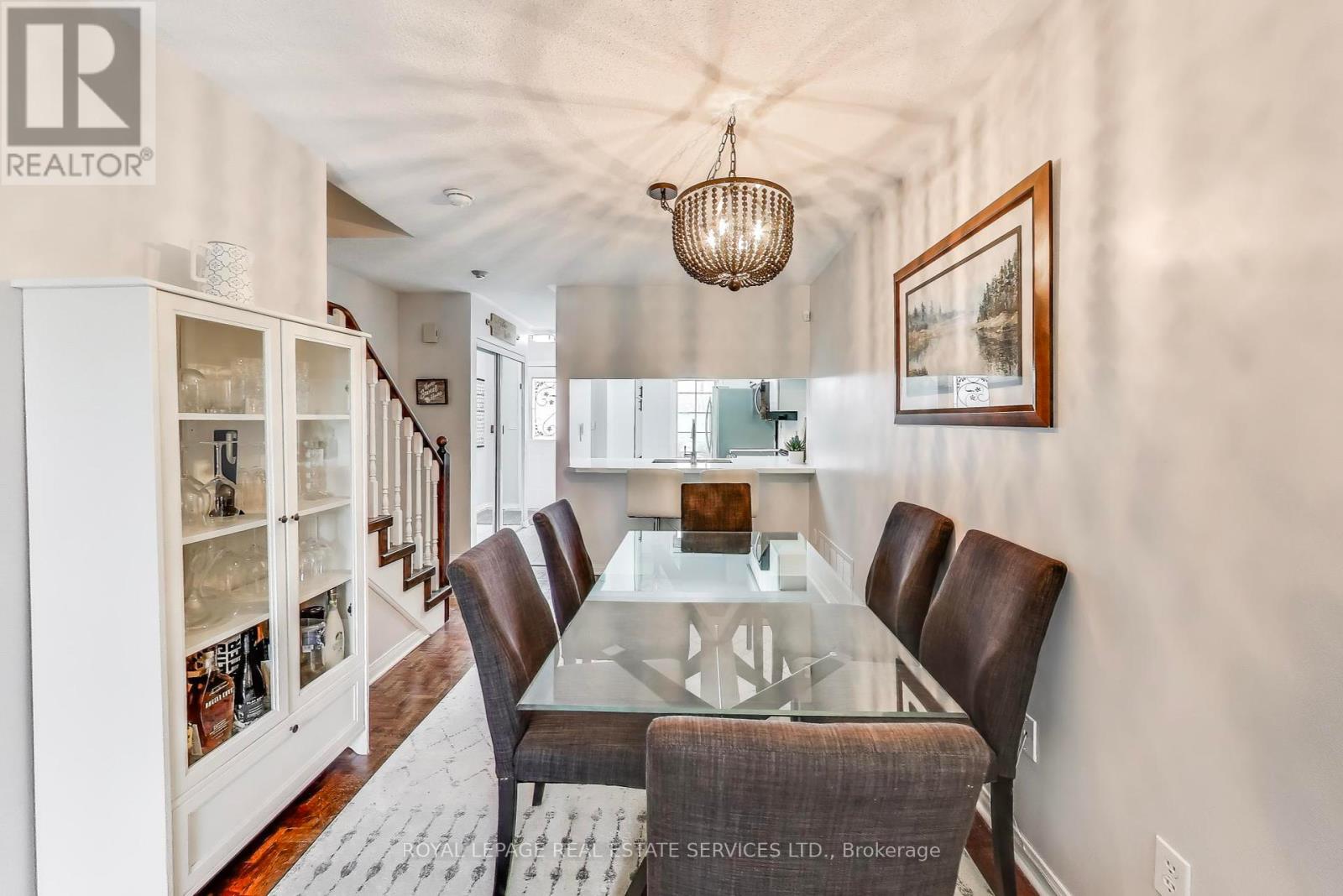 10 - 210 Manitoba Street, Toronto (Mimico), Ontario  M8Y 4G7 - Photo 8 - W12377700