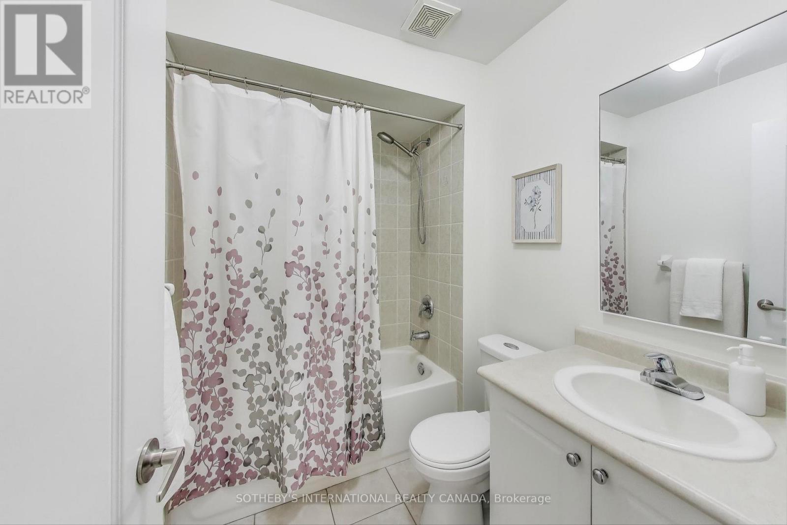 17 - 435 Hensall Circle, Mississauga (Cooksville), Ontario  L5A 4P1 - Photo 17 - W12377720
