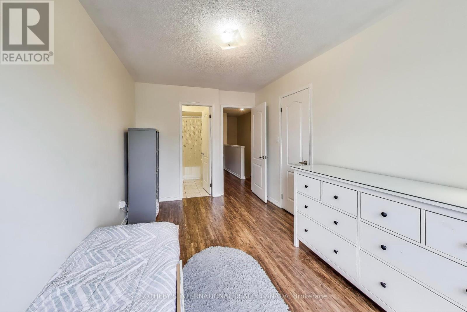 17 - 435 Hensall Circle, Mississauga (Cooksville), Ontario  L5A 4P1 - Photo 19 - W12377720