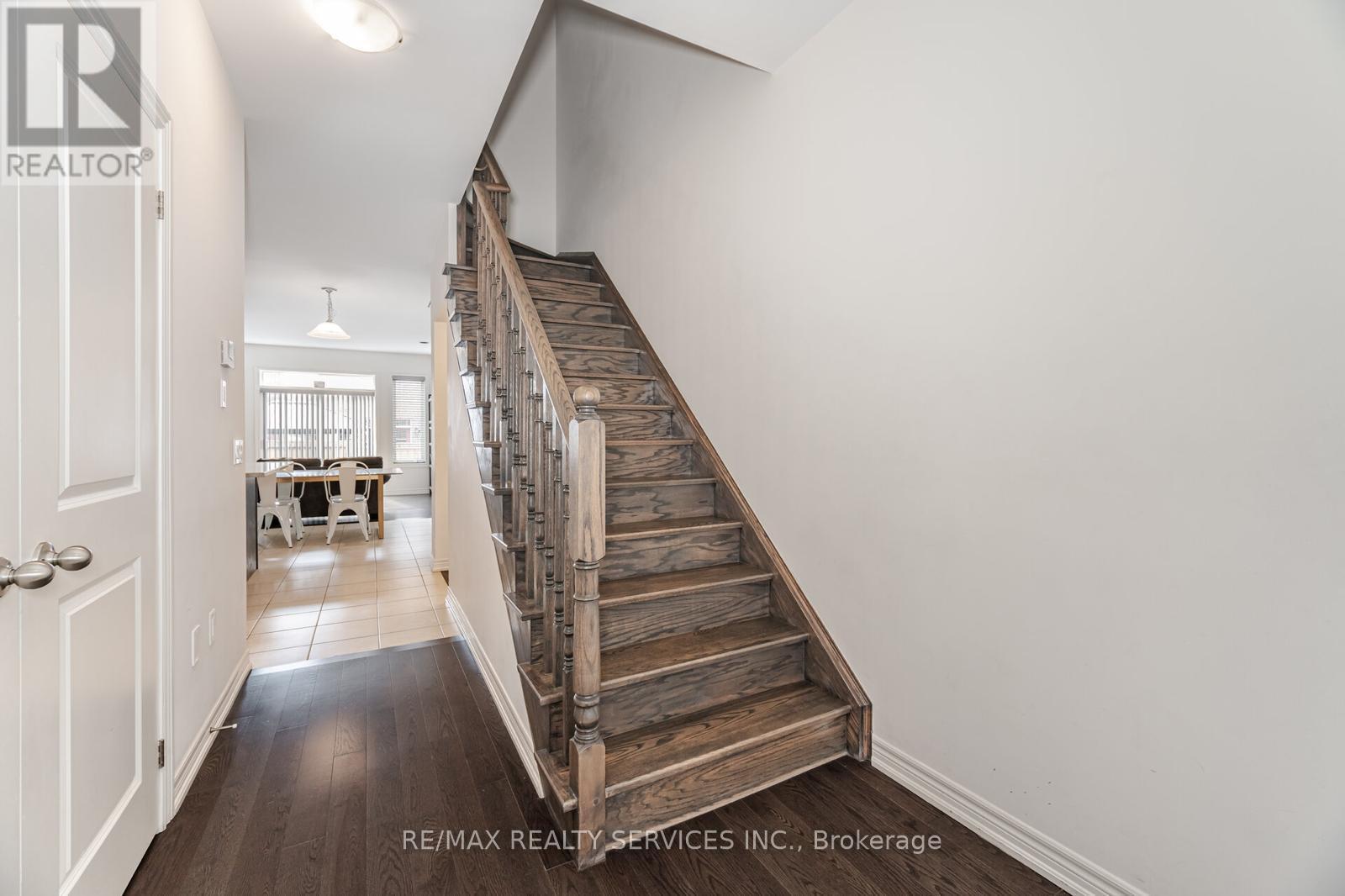 34 Pennycross Crescent, Brampton (Northwest Brampton), Ontario  L7A 4M1 - Photo 21 - W12377747