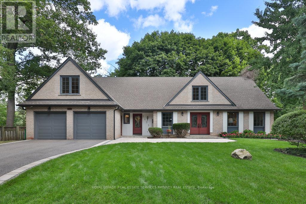 1033 Wenleigh Court, Mississauga, Ontario  L5H 1M7 - Photo 1 - W12377774
