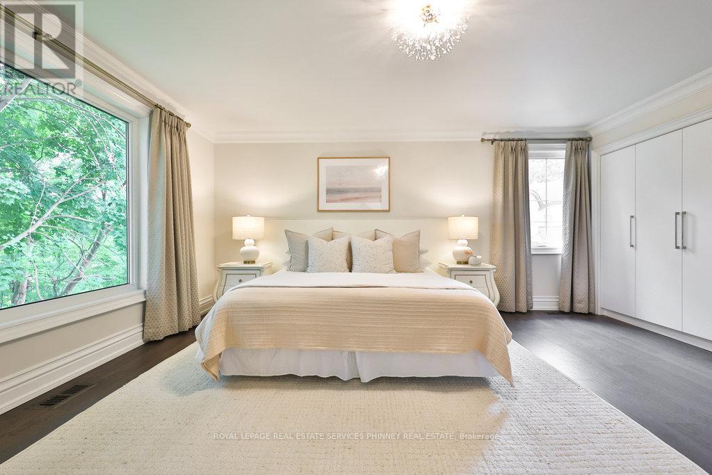 1033 Wenleigh Court, Mississauga, Ontario  L5H 1M7 - Photo 22 - W12377774