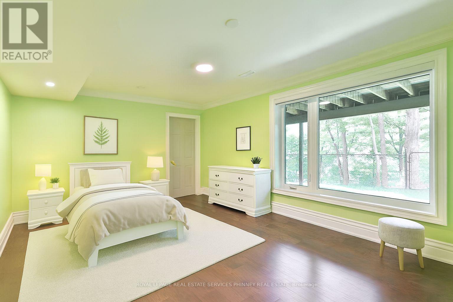 1033 Wenleigh Court, Mississauga, Ontario  L5H 1M7 - Photo 40 - W12377774
