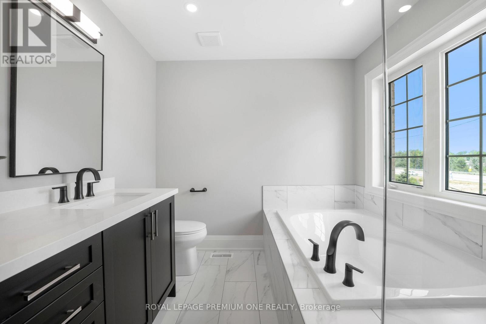 12 Jack Kenny Court, Caledon, Ontario  L7E 2M5 - Photo 26 - W12377787