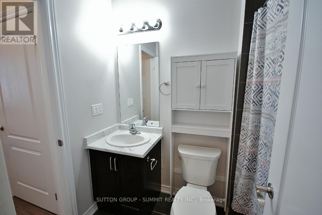 411 - 1360 Costigan Road, Milton (Cl Clarke), Ontario  L9T 8X6 - Photo 27 - W12377808