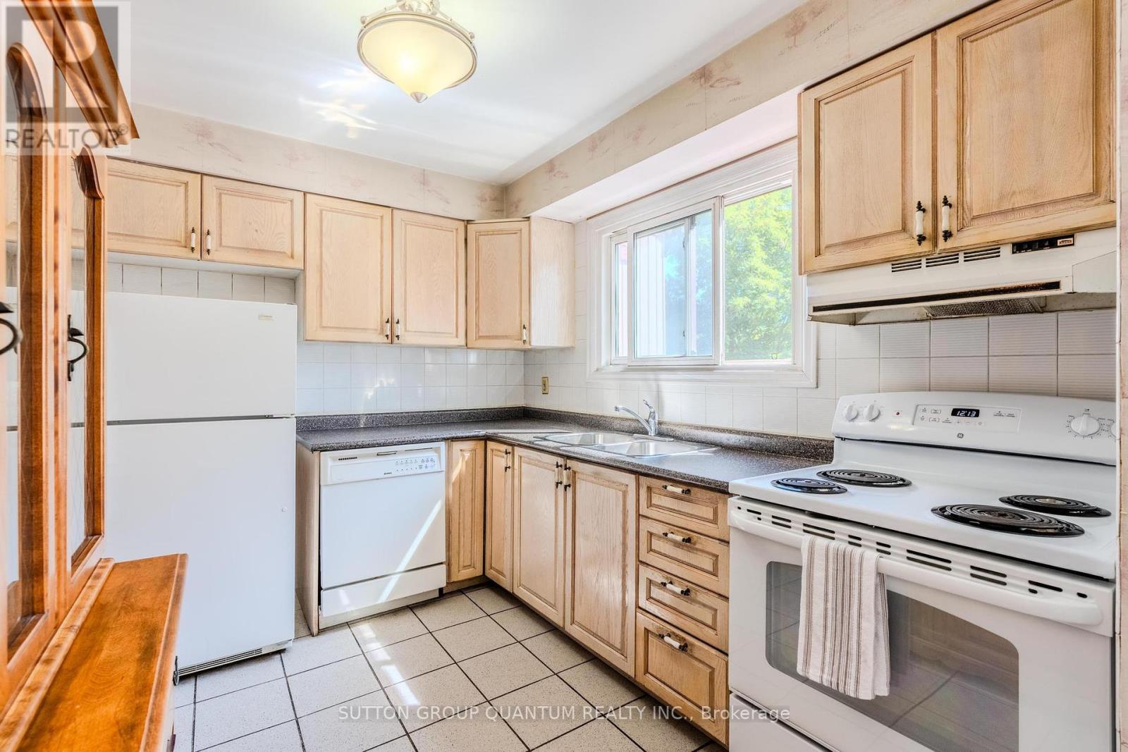 15 - 1020 Walden Circle, Mississauga (Clarkson), Ontario  L5J 4J9 - Photo 15 - W12377821