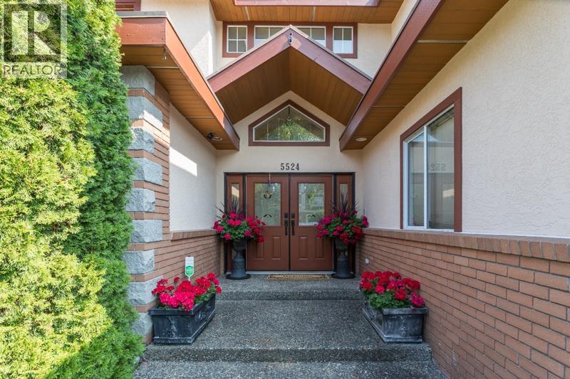 5524 Cornwall Drive, Richmond, British Columbia  V7C 5M8 - Photo 2 - R3042652