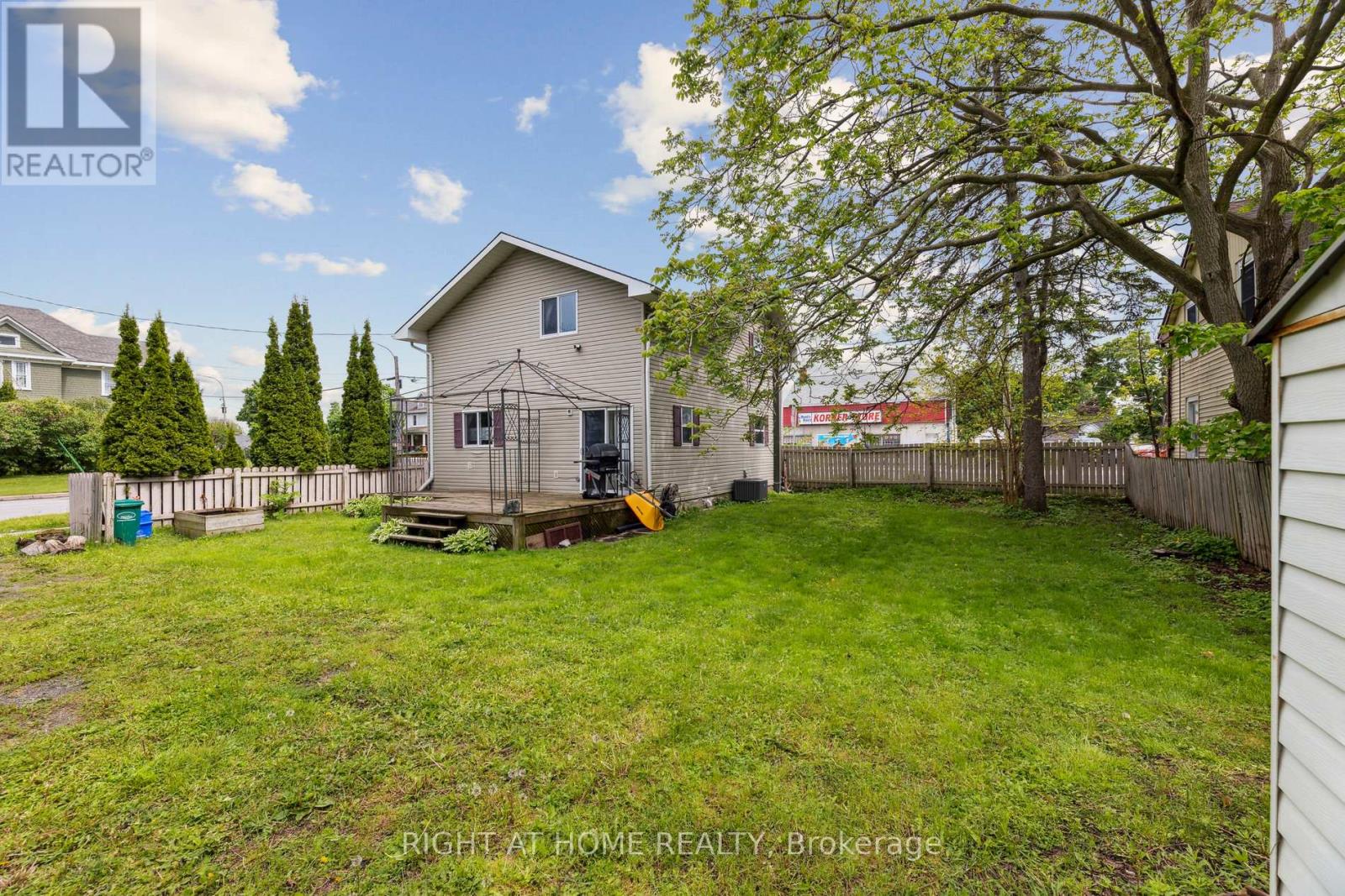 186 Dundas Street W, Quinte West (Trenton Ward), Ontario  K8V 3R2 - Photo 32 - X12377751