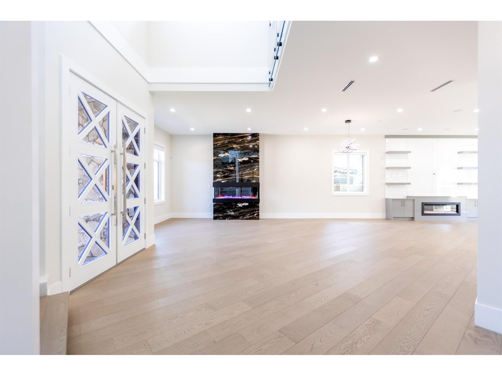 Property at 11668 95A AVENUE image 4