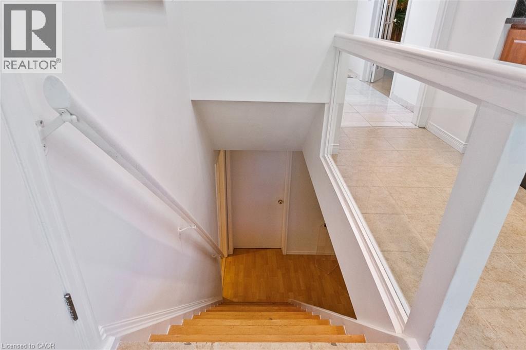 1373 Queen Victoria Avenue, Mississauga, Ontario  L5H 3H2 - Photo 21 - 40765332