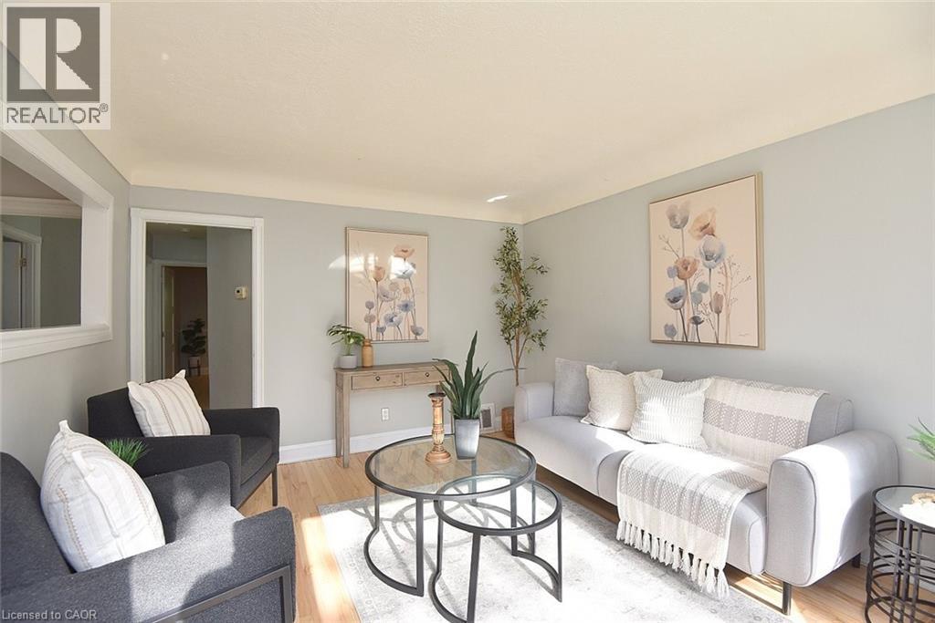 82 EAST 38TH Street, Hamilton, Ontario