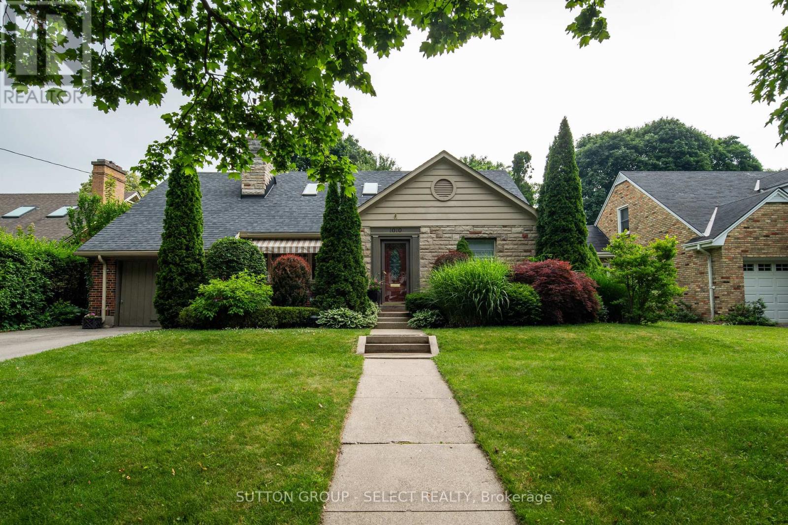 1010 Harrison Avenue, London East, Ontario  N5Y 2V2 - Photo 1 - X12378081