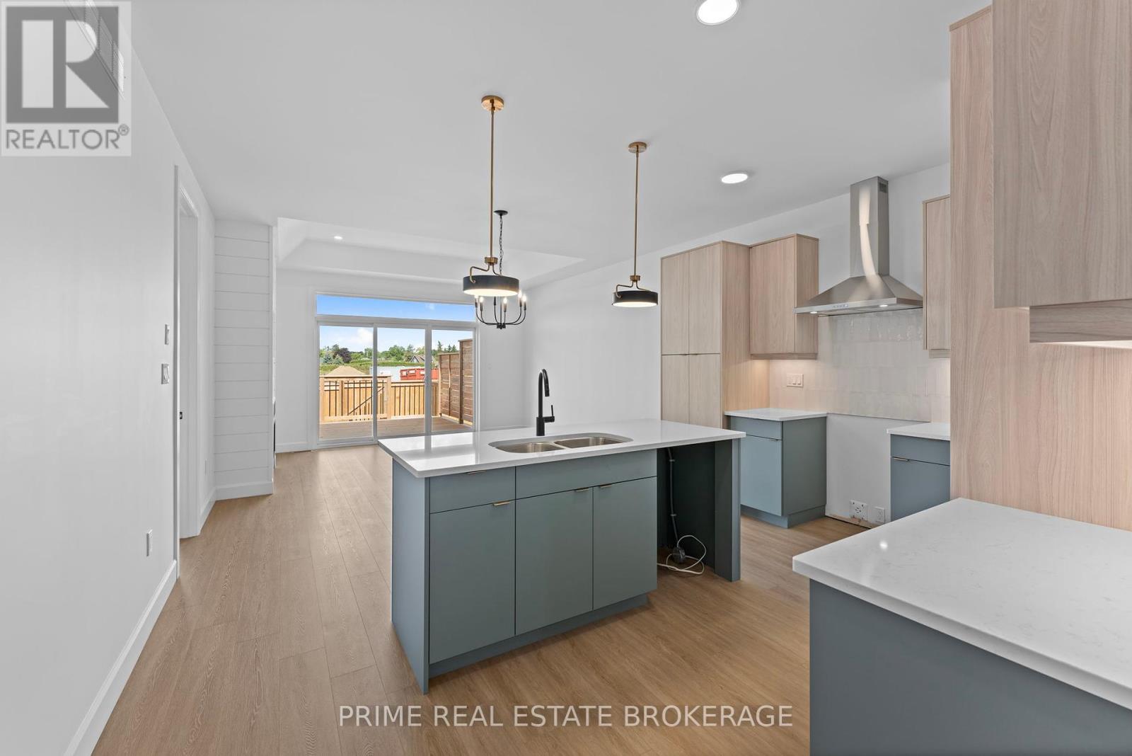 1 - 110 Coastal Crescent, Lambton Shores (Grand Bend), Ontario  N0M 1T0 - Photo 6 - X12378114